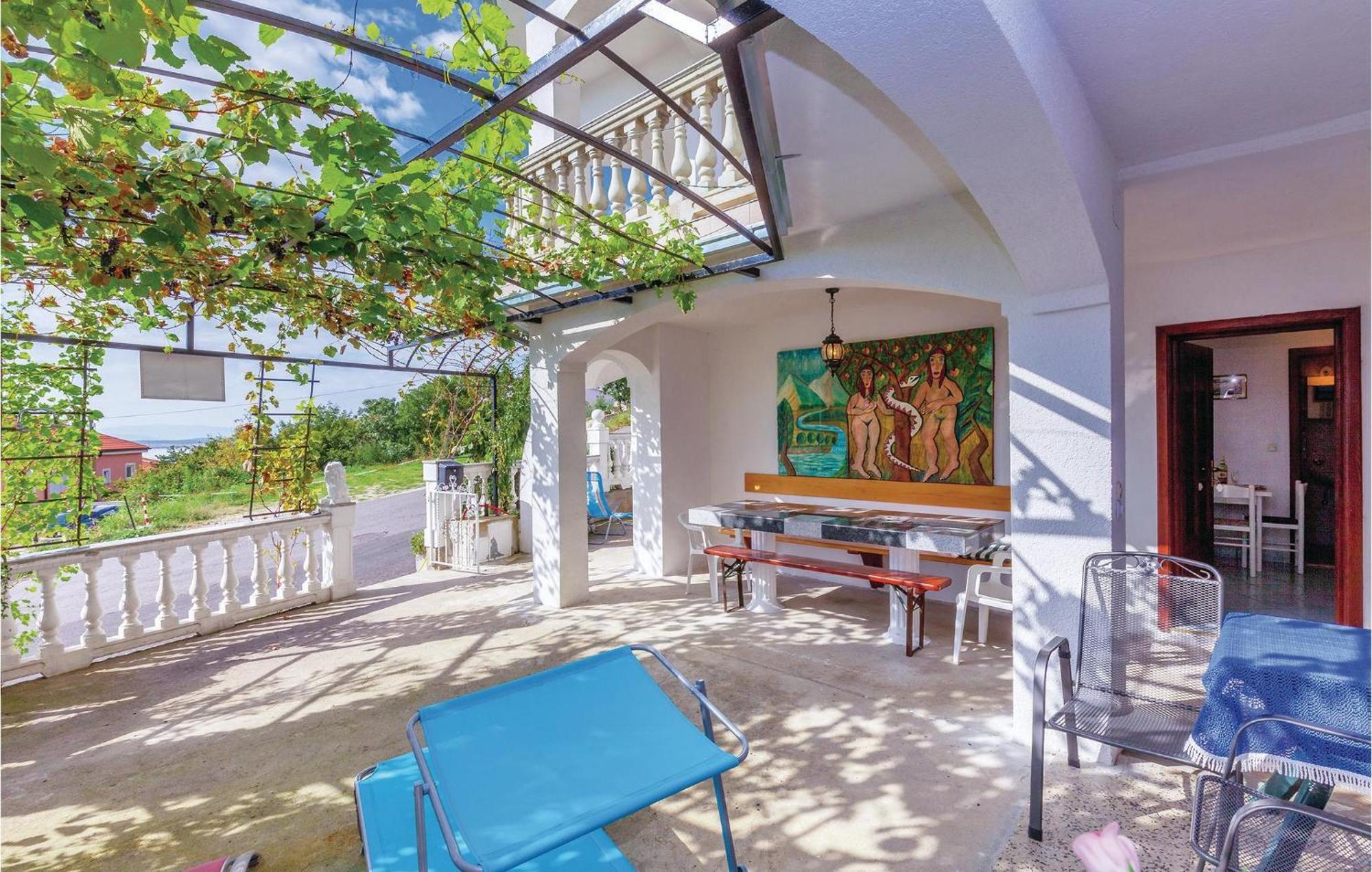 1 Bedroom Cozy Apartment In 茨里克韦尼察 外观 照片